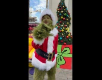The grinch tells man to shut up 