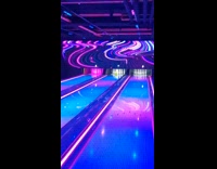Collab PubityPets - Man hits strike at another bowling lane