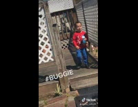 Little boy sings dances old town road 