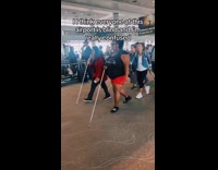 Collab BoysIG - Woman sees group of blind people at airport