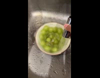 Collab Clips_MPUGC - Man spinning grapes using water from faucet