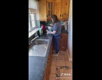 Guy plays dancing queen mom starts dancing