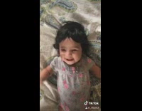 KaleSaladIG - Pregnant mom records baby girl grow up 