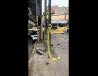 Lady sees car that crashed into pole 