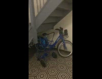 Sign forbids citi bike parking in lobby