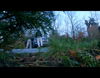 Man hides on trunk surprises best friend