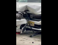 Collab winy - White honda car with broken front accident street