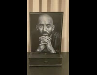 Artist makes tribute to Kobe Bryant 