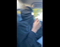 Collab ClipsIG - Woman sings with friends on car ride