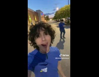 Guy leaves best buy work yells for help 