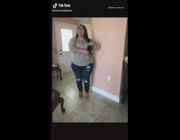 Collab Kale Salad IG - Girl shows off her fitness transformation