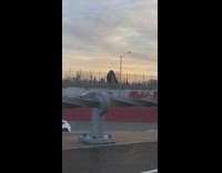 Graffiti that says kill putin on side of highway