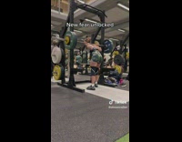 Lady Have Barbel Slip Accidentally and Weighs Falls Off