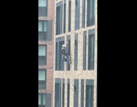 Collab WINY - Window cleaner cleaning windows while raining part 1