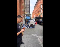 Collab WINY - Tent and equipment built on the street