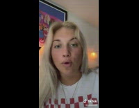 Girl impersonation girls that do food reviews in New York City