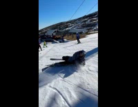 Compilation video of friends failed to ski