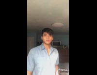 Guy playstation chicken joke 