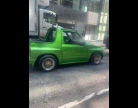 Car plays loud music bounce while driving