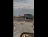 Guys does voice over for Bucees sign he sees