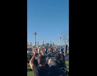 Collab Subway Creatures - Man Have Baby Stand on his Palm