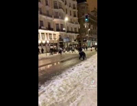 Collab BitchMP - Big snow ball fight in streets with strangers 