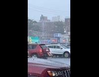 Collab winy - Person in car trunk stick out their legs