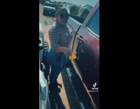 Collab ClipsIG - Man disses woman with surgery like transformer