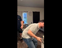 Man gets kicked eating nachos with salsa 