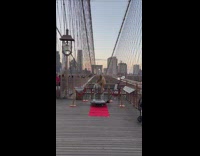 Girl twerk on brooklyn bridge alone at day  in NY 