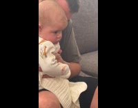 Collab Clips MPUGC - Baby stares at parents food 