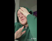 Collab BitchIG2 - Guy green hoodie skit bitmoji looks nothing like him