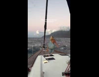 Collab Clips MPUGC - Girl jumping on boat waves