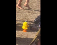 Collab Clips MPUGC - Toy duck dancing at festival 