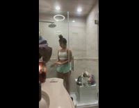 Cat shower escape cry jump fail 