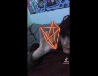 Guy finger red lights diamond heart