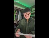 Guy online concert quarantine dad travis scott 