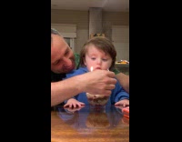 Collab Clips MPUGC - Kid eats candle fire 