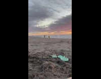 Woman white top 2 9 balloon beach