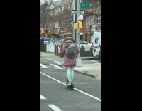 Collab winy - Woman ride scooter with cat in backpack