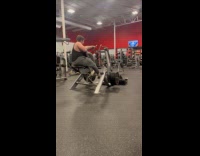 Collab IITW - Man films man on the gym equipment