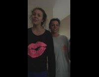 Girls sing song to say sorry to friend