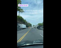 Collab winy - Lots of car wash van beside the road