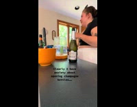 Collab Clips MPUGC - Champagne cork pops scares girl