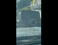 License plate of Jeep says Be Raad