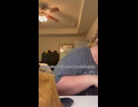 Collab Clips MPUGC2 - Woman accidentally hits eye with makeup brush