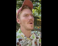 Girl window says guys shirt is ugly