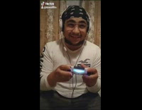 Types of guys play video games online 