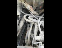 Guy finds kitten in blue car engine 