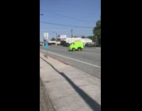 Collab BitchMP - Short green bus small wheelie